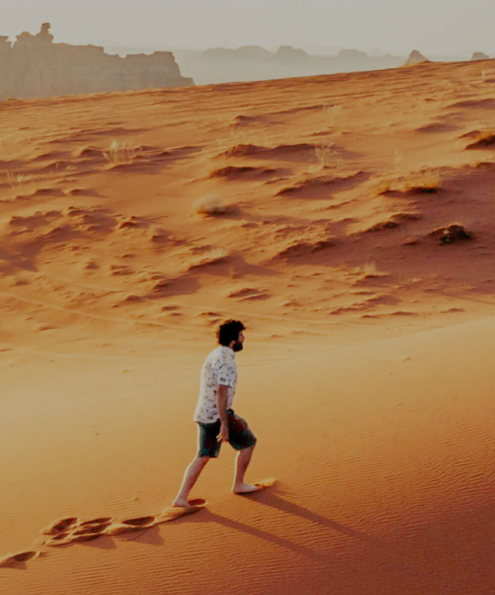 WALK ANYWHERE - EVERYTHING IS 5 MINUTES AWAY
